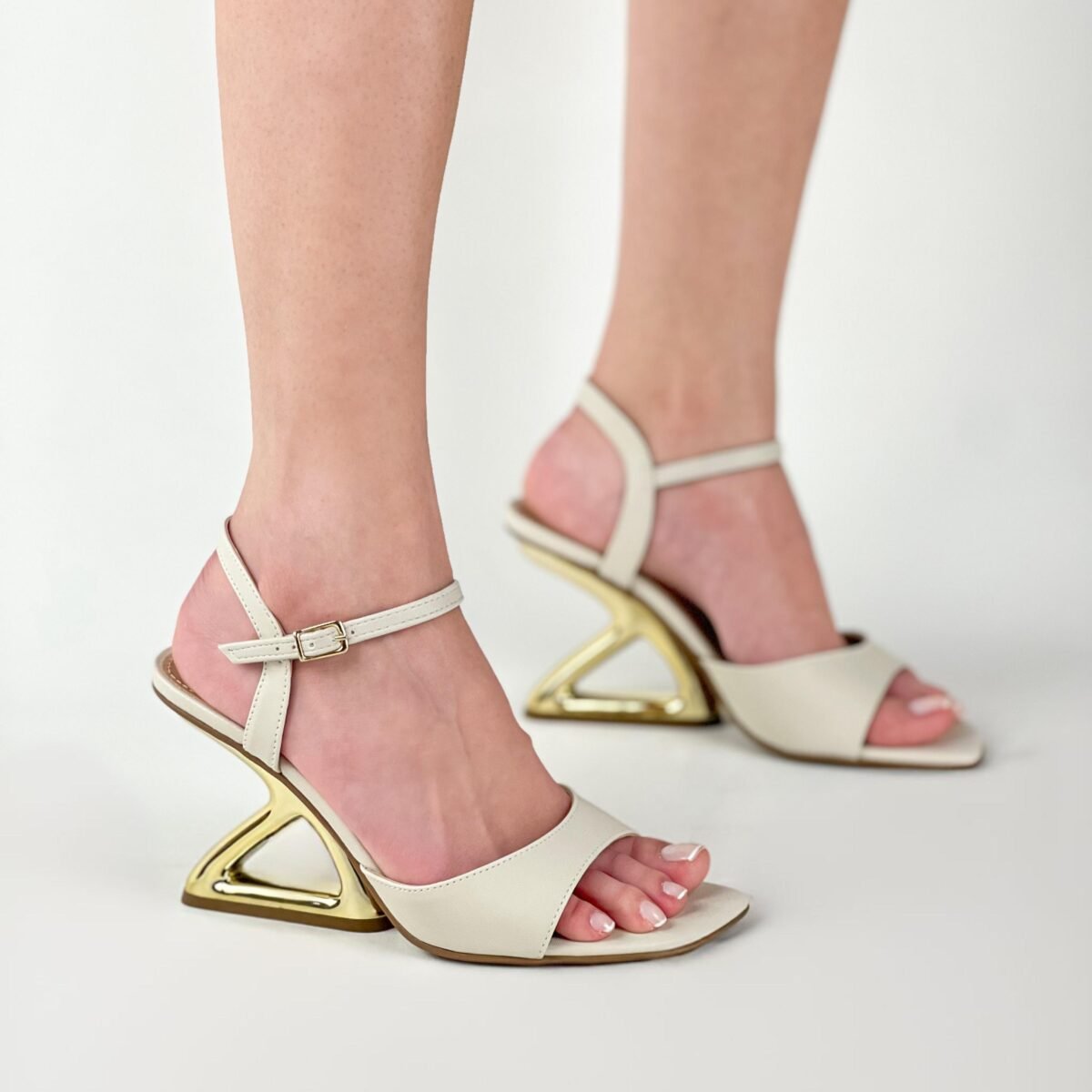 902C9297 (1) 902C9297