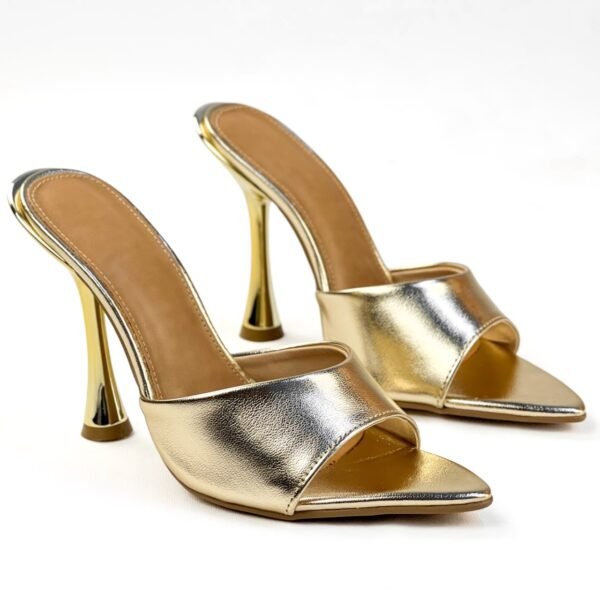 920C5628 Chroma Champagne (2) 920C5628